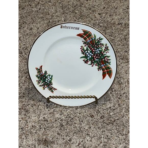 2 Tartan & Berries Gold Christmas Plates Holiday Bone China - Picture 10 of 10